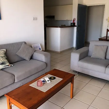 Kings Palace - Stylish 2 Bed With Sea Views * Пафос