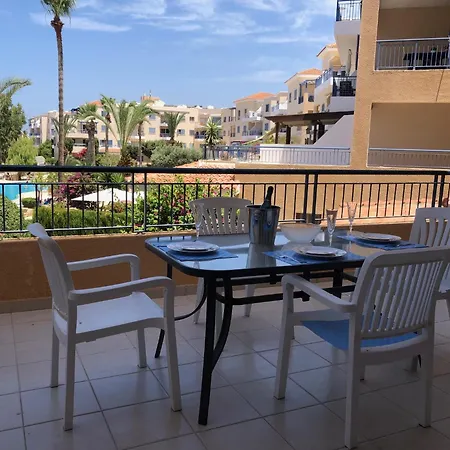 Kings Palace - Stylish 2 Bed With Sea Views Pafos