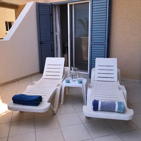 Kings Palace - Stylish 2 Bed With Sea Views Apartament *