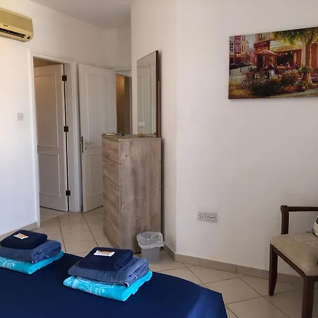 Kings Palace - Stylish 2 Bed With Sea Views Apartament